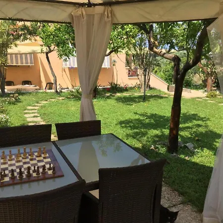 Aurantia - Mediterranean Tale Bed & Breakfast 4*